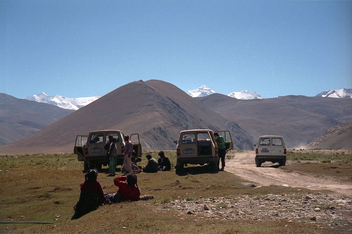 14 Lunch With Everest North Face Poking Above Hill